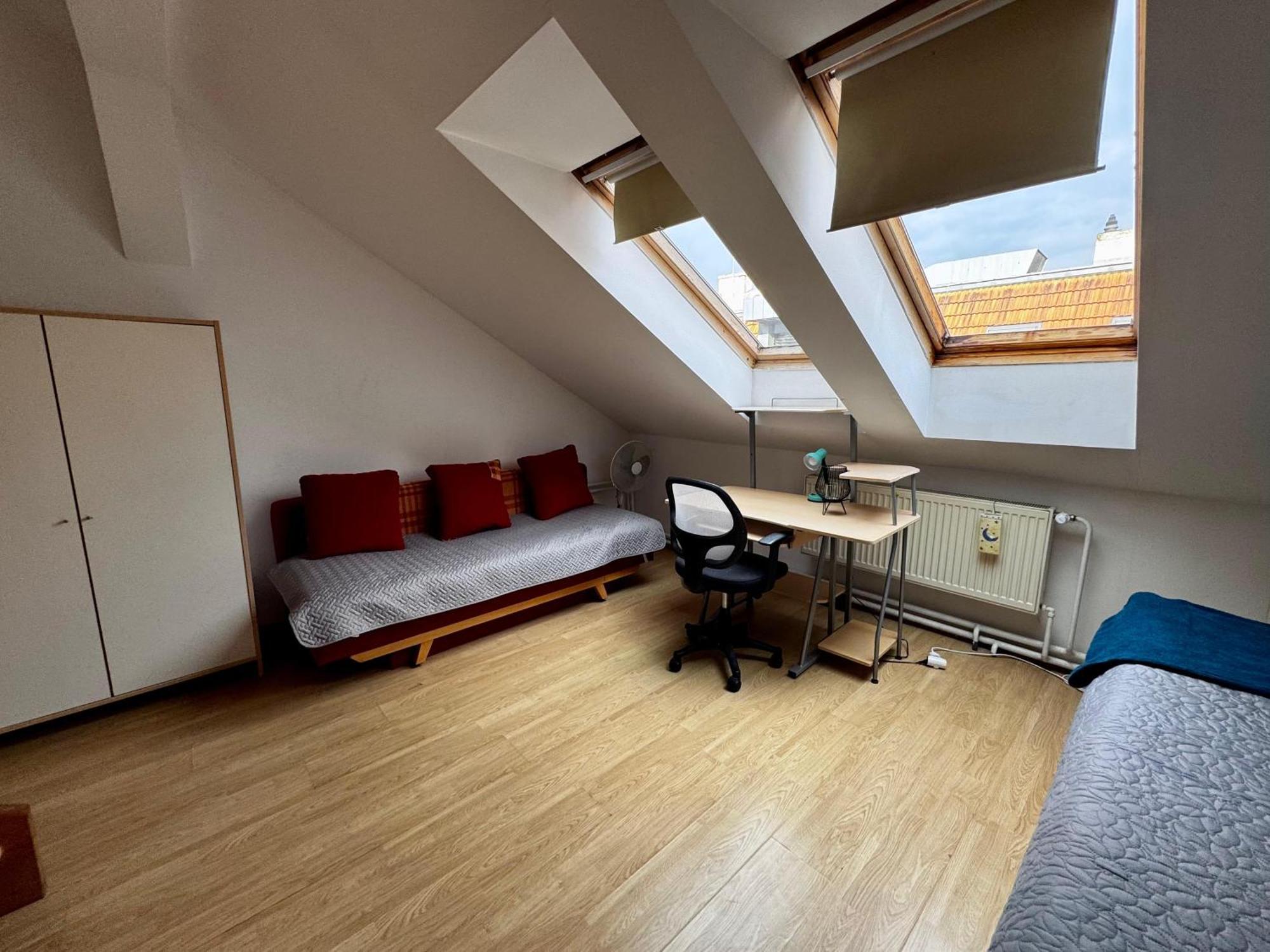 120 M2 Apartment In The Centre Of The Old Town บราติสลาวา ภายนอก รูปภาพ