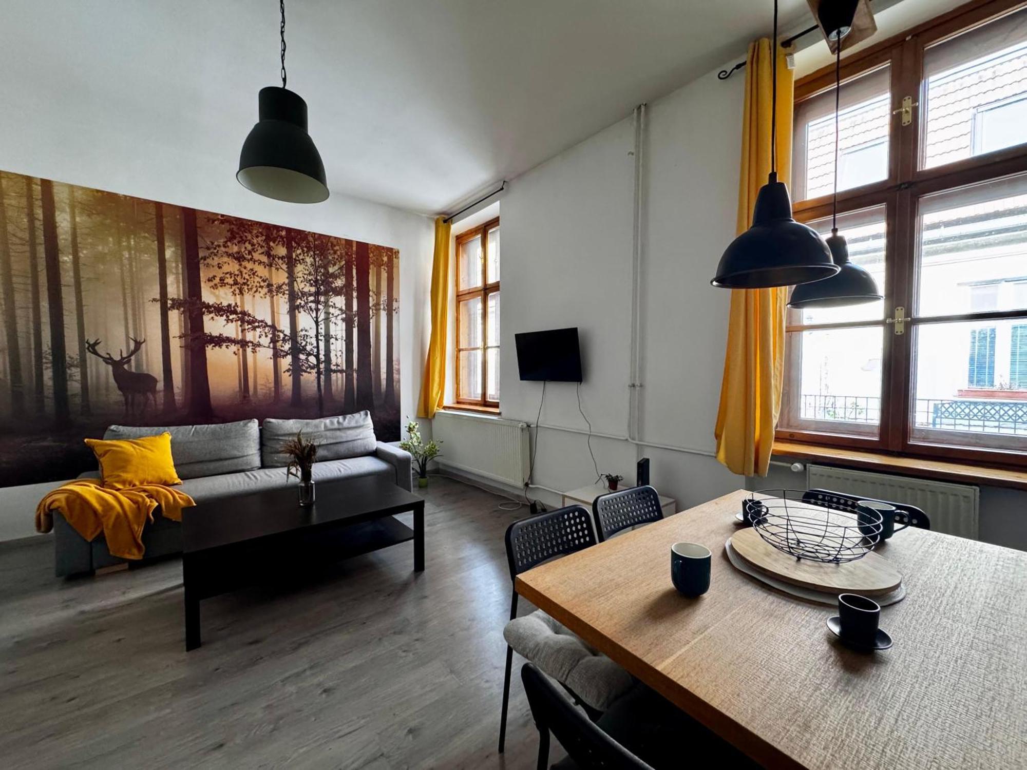 120 M2 Apartment In The Centre Of The Old Town บราติสลาวา ภายนอก รูปภาพ